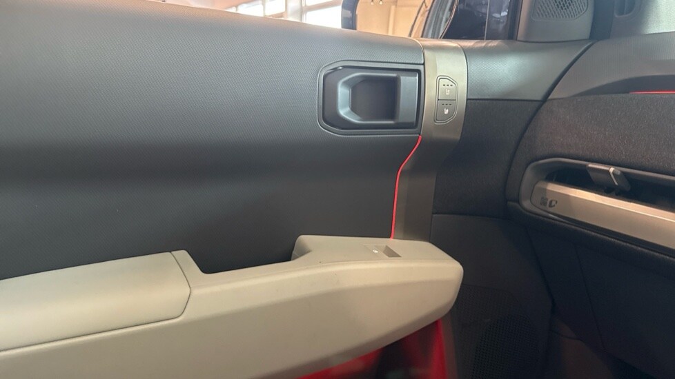 Used Kia EV3 2025 for sale - 77988351: Photo 32