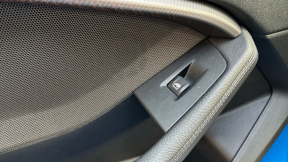 Used BMW 1 Series 2023 for sale - 76766319: Photo 19