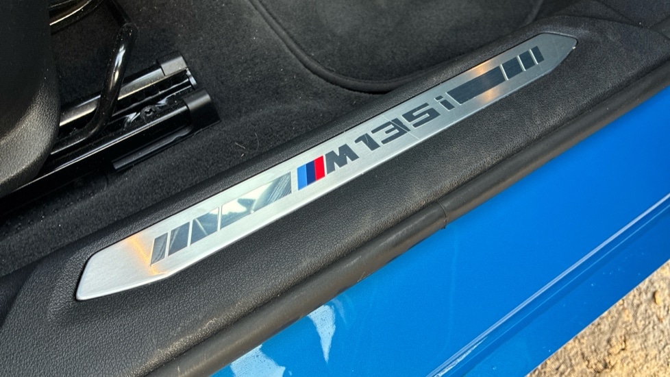 Used BMW 1 Series 2023 for sale - 76766319: Photo 29