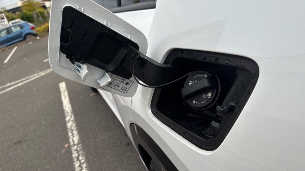 Used Kia Niro 2025 for sale - 76008062: Photo 18