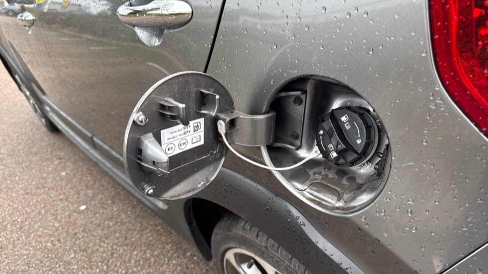 Used Kia Picanto 2024 for sale - 77673815: Photo 20