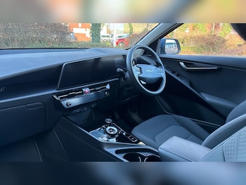 Used Kia Niro 2024 for sale - 77005131: Photo