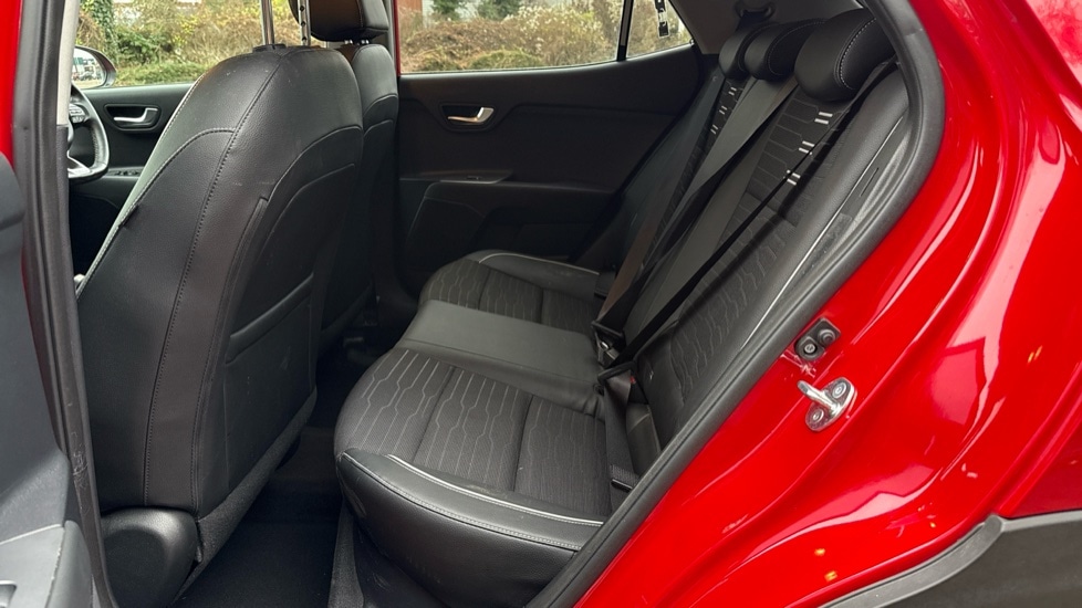 Used Kia Stonic 2023 for sale - 77057850: Photo 10