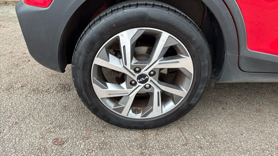 Used Kia Stonic 2023 for sale - 77057850: Photo 23