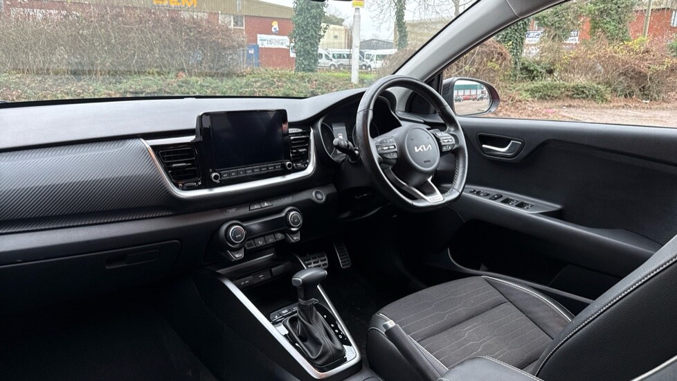 Used Kia Stonic 2023 for sale - 77057850: Photo 3