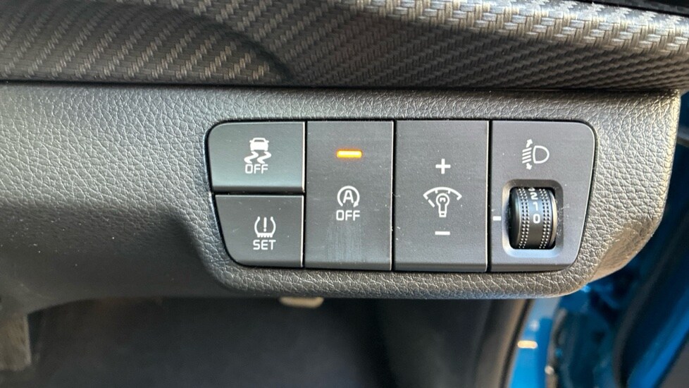 Used Kia Stonic 2023 for sale - 76826758: Photo 21