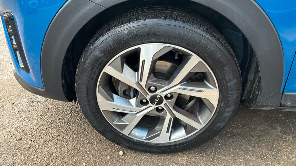 Used Kia Stonic 2023 for sale - 76826758: Photo 26