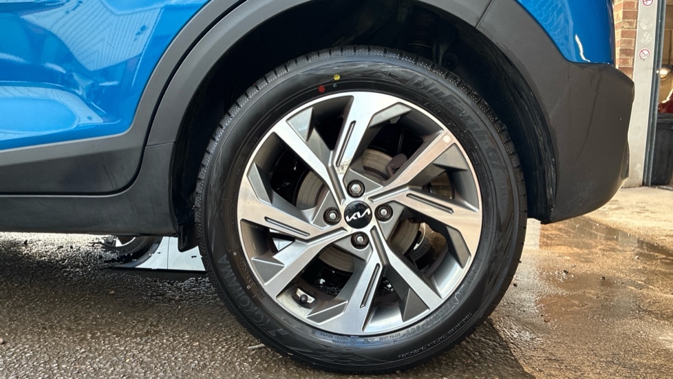 Used Kia Stonic 2023 for sale - 76826758: Photo 5