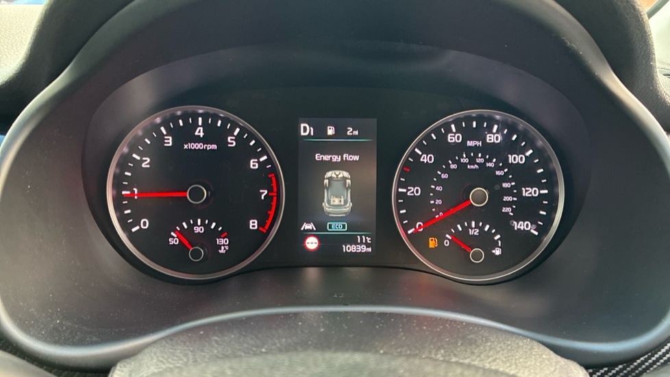 Used Kia Stonic 2023 for sale - 76826758: Photo 7