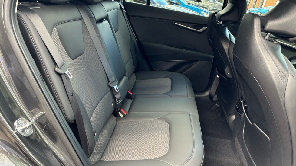 Used Kia Niro 2024 for sale - 76037839: Photo 10