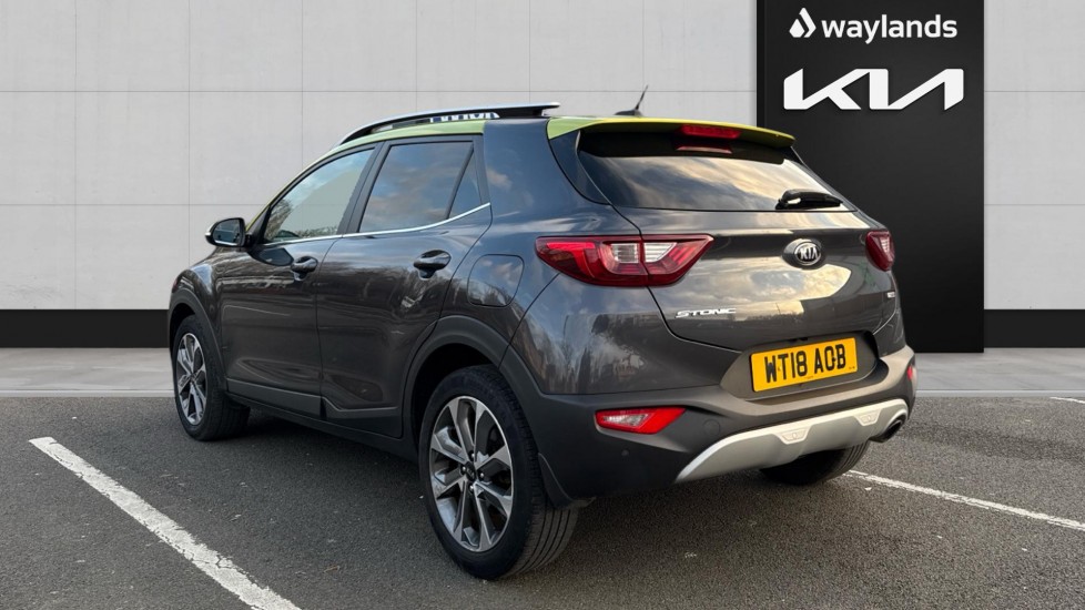 Used Kia Stonic 2018 for sale - 77512675: Photo 2