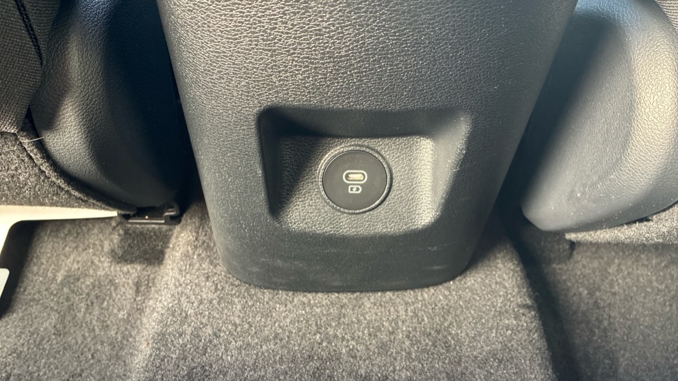 Used Kia XCeed 2025 for sale - 76580032: Photo 11