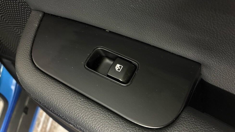 Used Kia XCeed 2025 for sale - 76580032: Photo 18