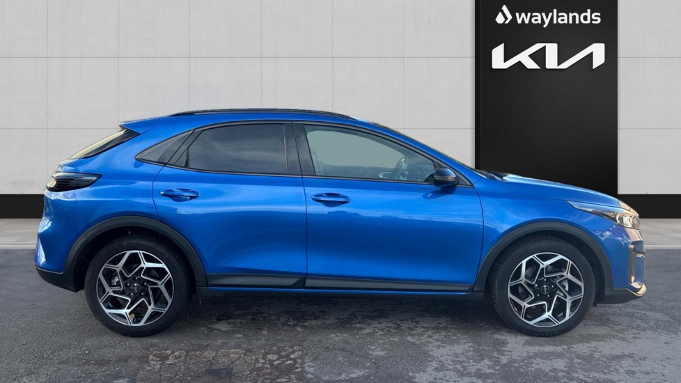 Used Kia XCeed 2025 for sale - 76580032: Photo 4