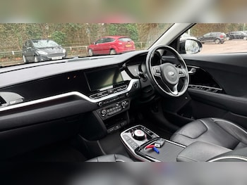 Used Kia Niro 2020 for sale - 77307492: Photo