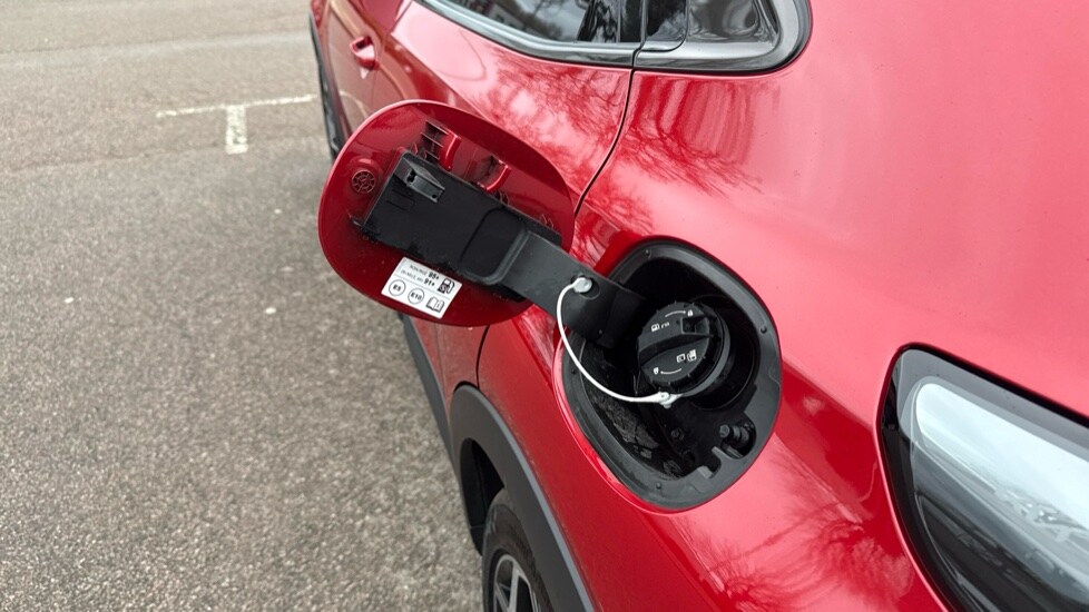 Used Kia XCeed 2025 for sale - 77899002: Photo 20