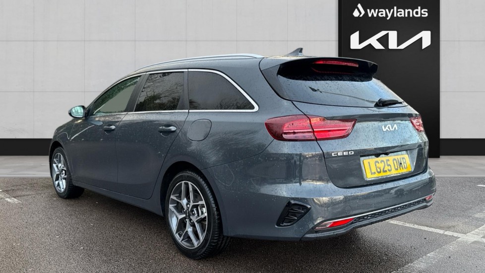 Used Kia Ceed 2025 for sale - 77389004: Photo 2