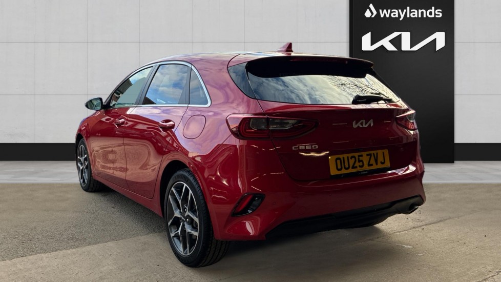 Used Kia Ceed 2025 for sale - 76375559: Photo 2