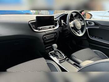 Used Kia Ceed 2025 for sale - 76375559: Photo