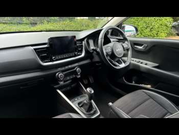 Used Kia Stonic 2023 for sale - 75441279: Photo