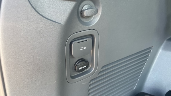 Used Kia EV9 2024 for sale - 76254892: Photo 30