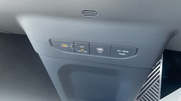 Used Kia EV9 2024 for sale - 76254892: Photo 44