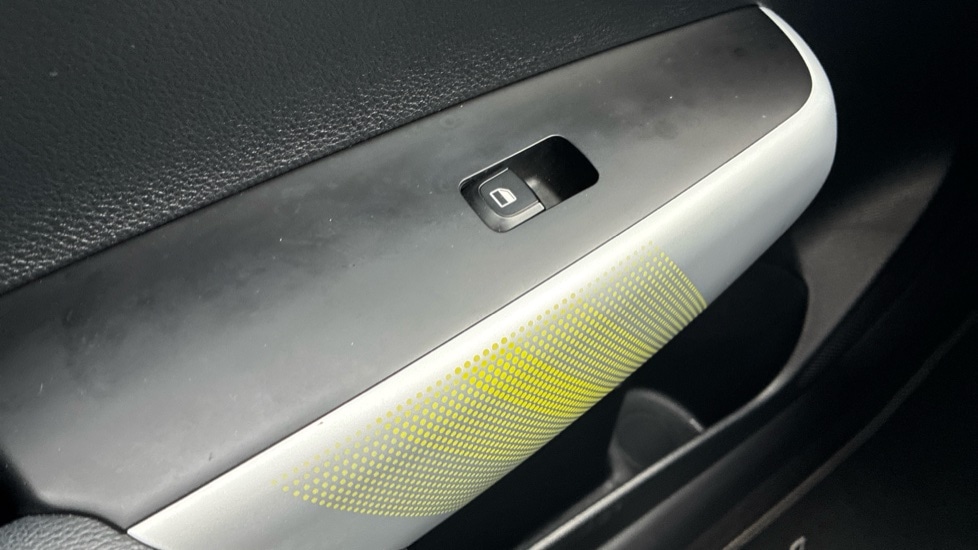 Used Kia Picanto 2022 for sale - 76672601: Photo 18