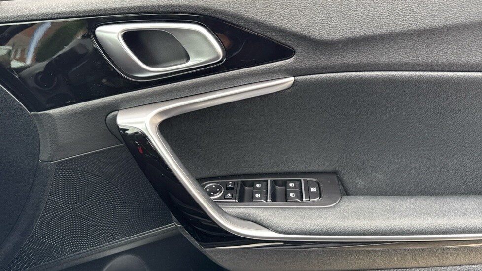 Used Kia Ceed 2025 for sale - 76589864: Photo 16