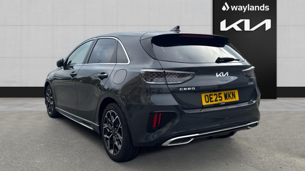 Used Kia Ceed 2025 for sale - 76589864: Photo 2