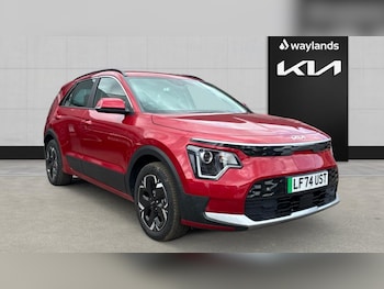 2024 - 64.8 kWh 2 5-Door