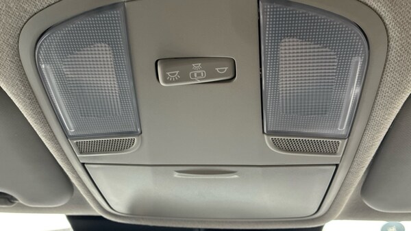 Used Kia Stonic 2023 for sale - 76234124: Photo 16