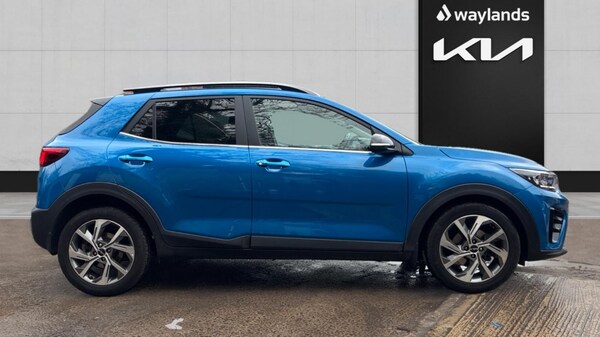 Used Kia Stonic 2023 for sale - 76234124: Photo 4