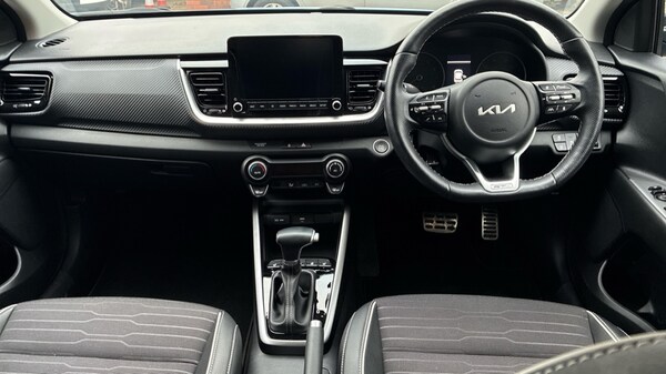 Used Kia Stonic 2023 for sale - 76234124: Photo 6