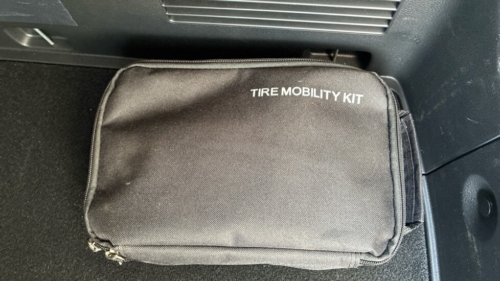 Used Kia Stonic 2025 for sale - 76851158: Photo 11