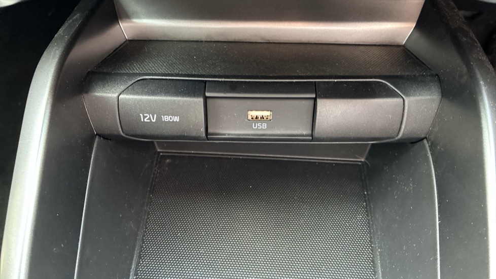 Used Kia Stonic 2025 for sale - 76851158: Photo 22