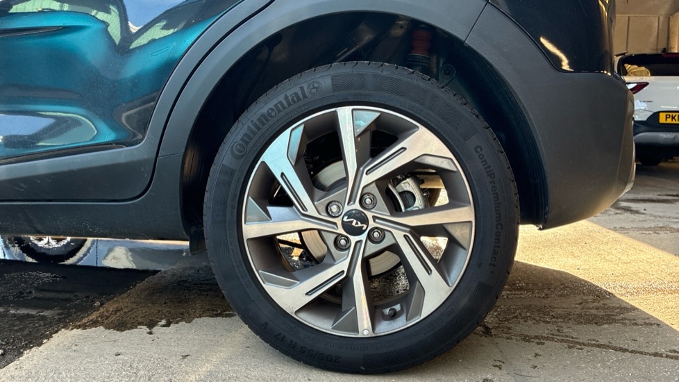 Used Kia Stonic 2025 for sale - 76851158: Photo 5