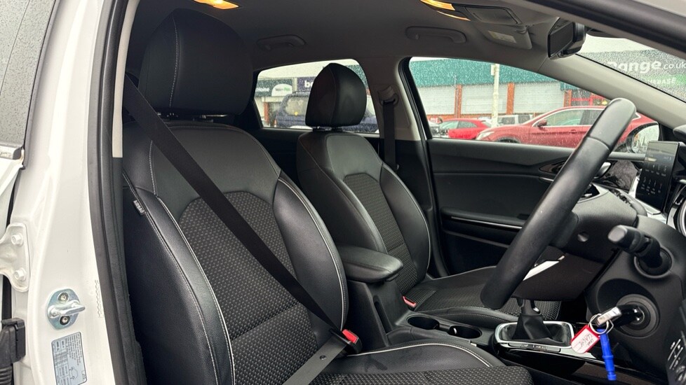 Used Kia Ceed 2019 for sale - 77877435: Photo 25