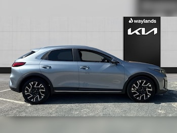 Used Kia XCeed 2025 for sale - 78995228: Photo