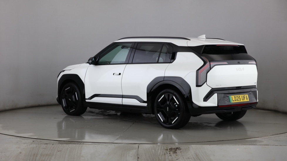 Used Kia EV3 2025 for sale - 77218860: Photo 2