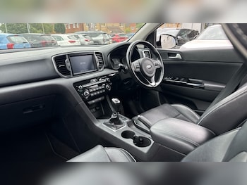 Used Kia Sportage 2016 for sale - 79202865: Photo