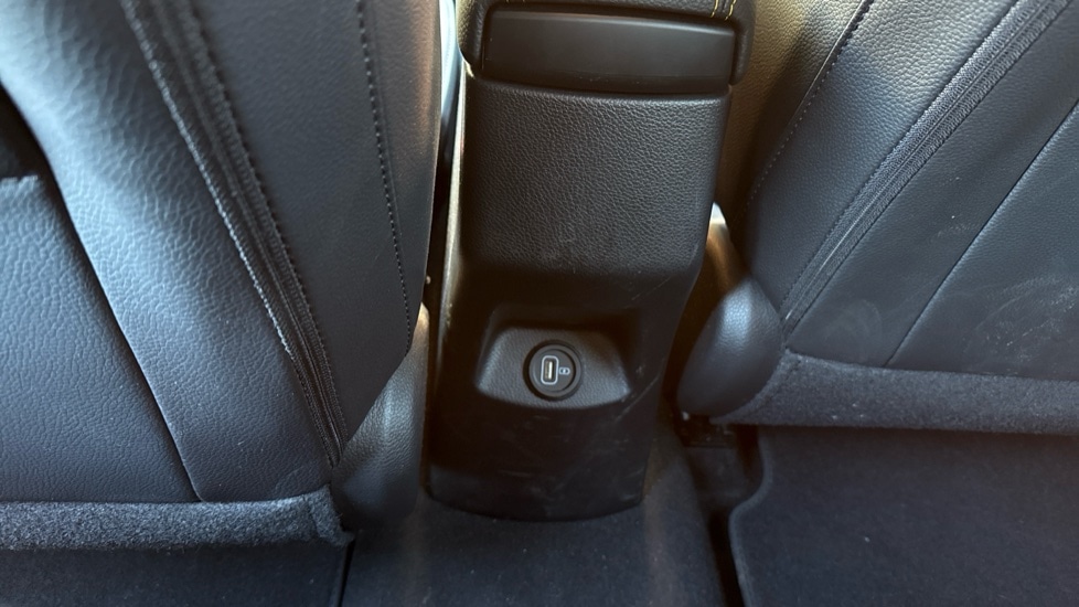 Used Kia Stonic 2023 for sale - 77087540: Photo 11