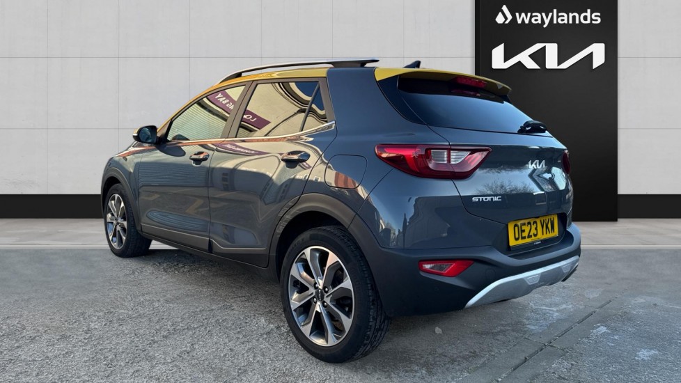 Used Kia Stonic 2023 for sale - 77087540: Photo 2