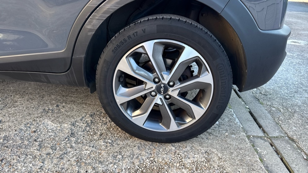 Used Kia Stonic 2023 for sale - 77087540: Photo 24