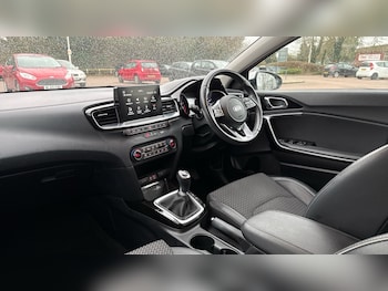 Used Kia Ceed 2019 for sale - 77638203: Photo