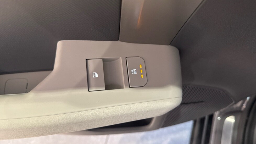 Used Kia EV3 2025 for sale - 78128942: Photo 11