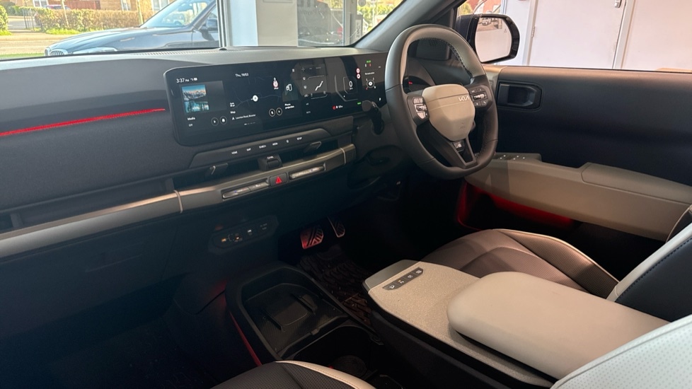 Used Kia EV3 2025 for sale - 78128942: Photo 3