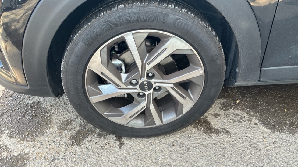 Used Kia Stonic 2025 for sale - 75934693: Photo 30