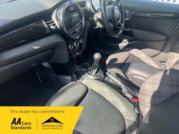 Used MINI Hatch 2016 for sale - 76267544: Photo 8