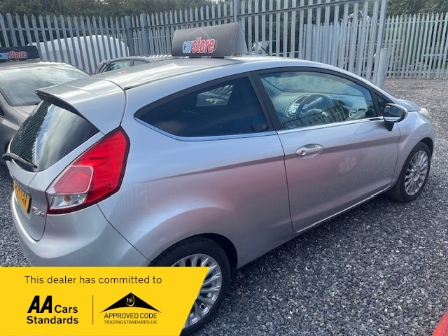 Used Ford Fiesta 2014 for sale - 76133108: Photo 2