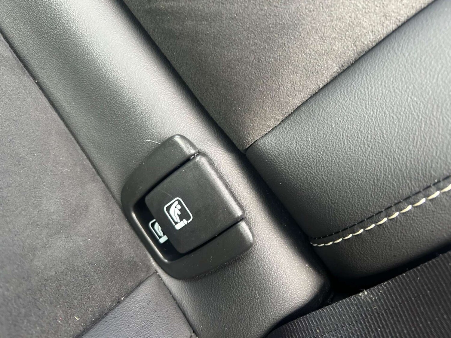 Used Volvo XC40 2021 for sale - 77207414: Photo 35